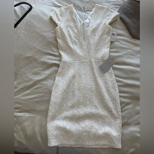 Dress the Population White Textured V-Neck Sheath Dress